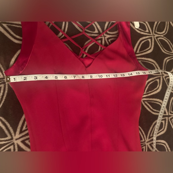 Red Dress - Picture 5 of 5